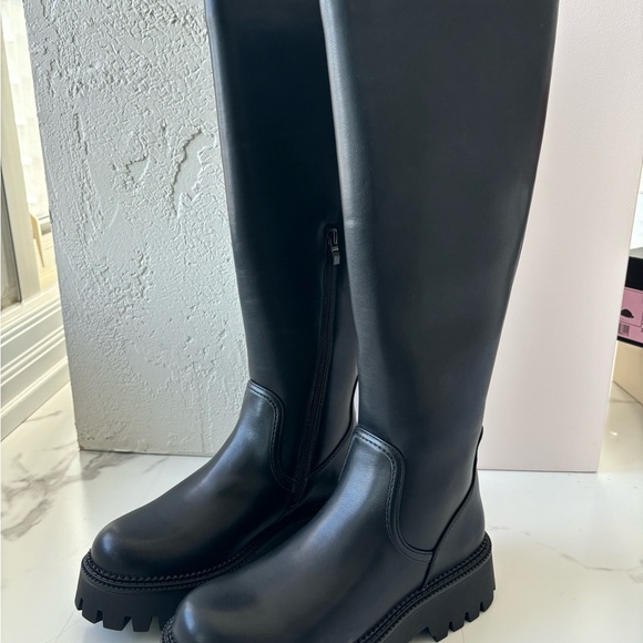 Steven Madden Brenna Black Brand New with Box Size 38 and Size 40 - Picture 3 of 11